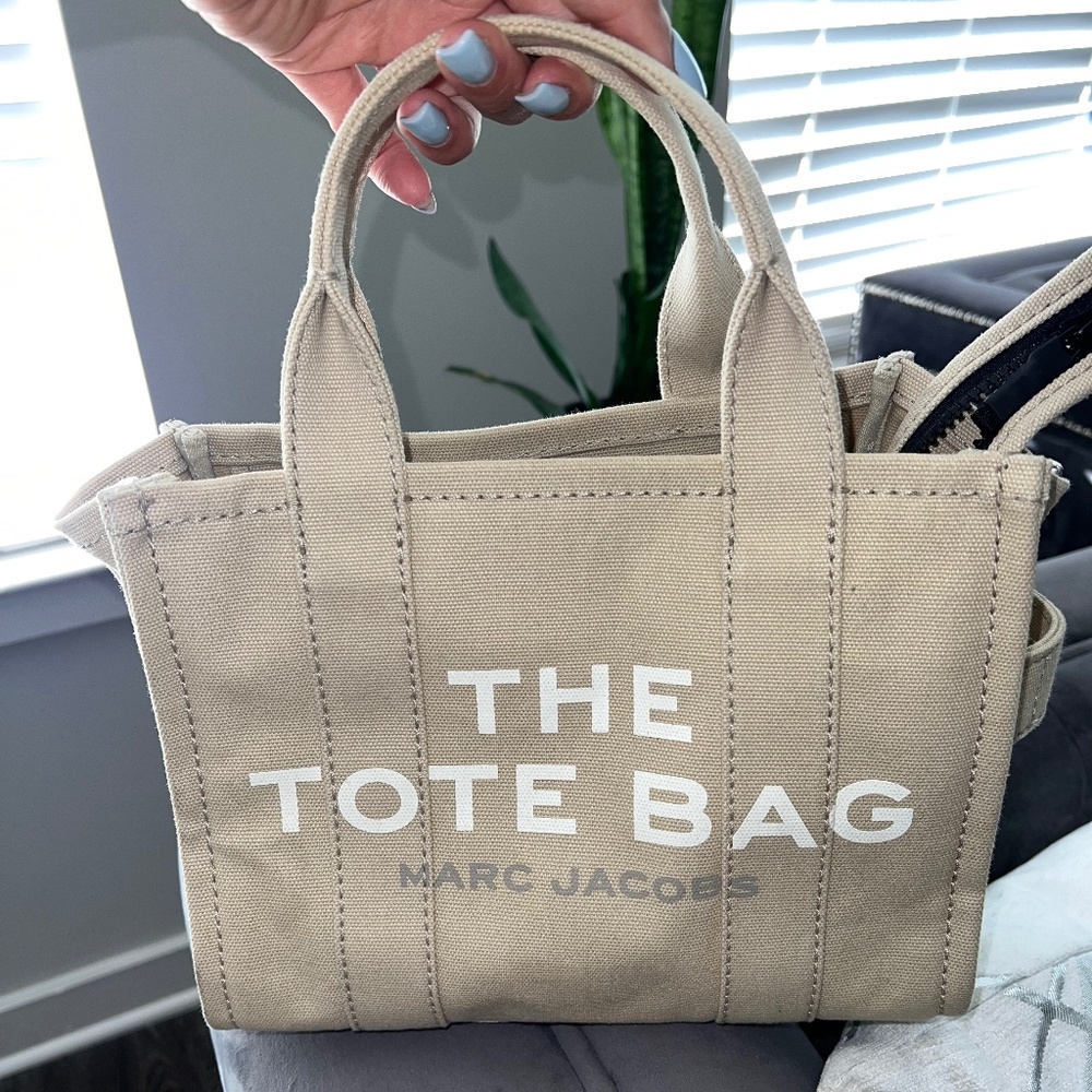 Marc Jacobs small  Traveler Canvas Tote